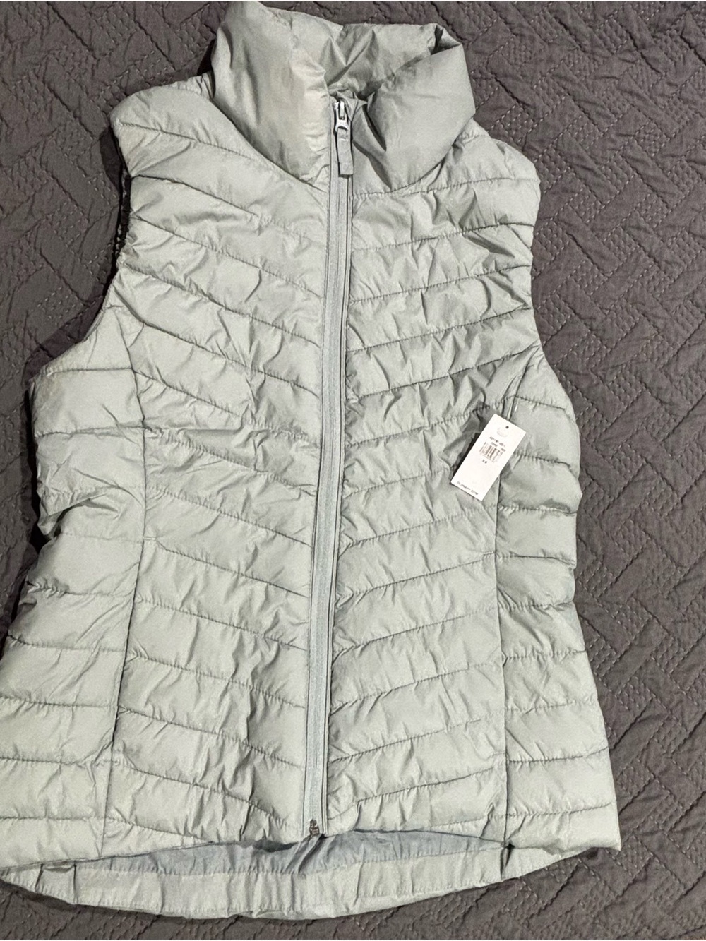 Old Navy Mint Green Quilted Packable Puffer Vest